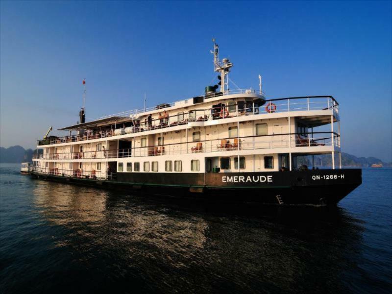 Готель Emeraude Classic Cruises Халонг Екстер'єр фото